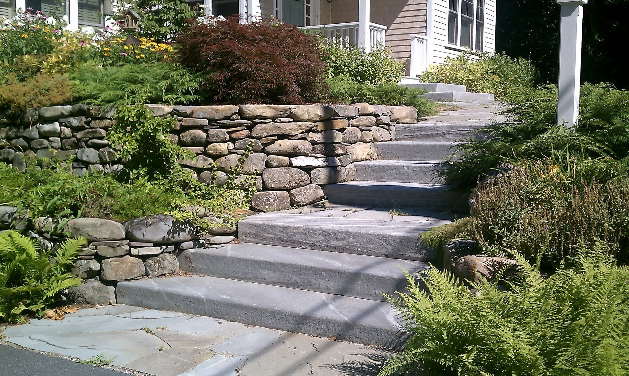 New England Fieldstone Wallstone - Wall Run Mix