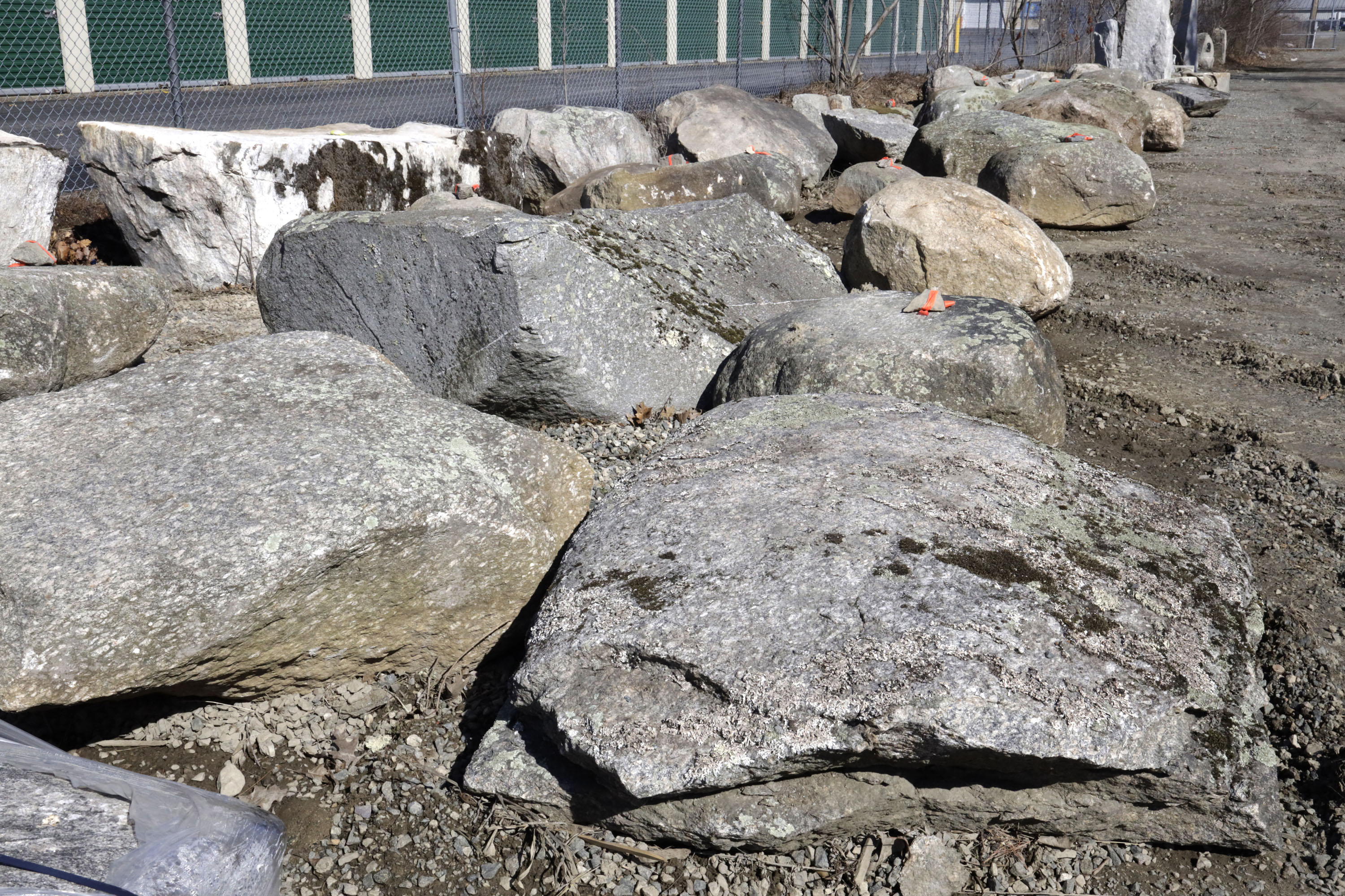 Fieldstone - New England Boulders | Stone Curators