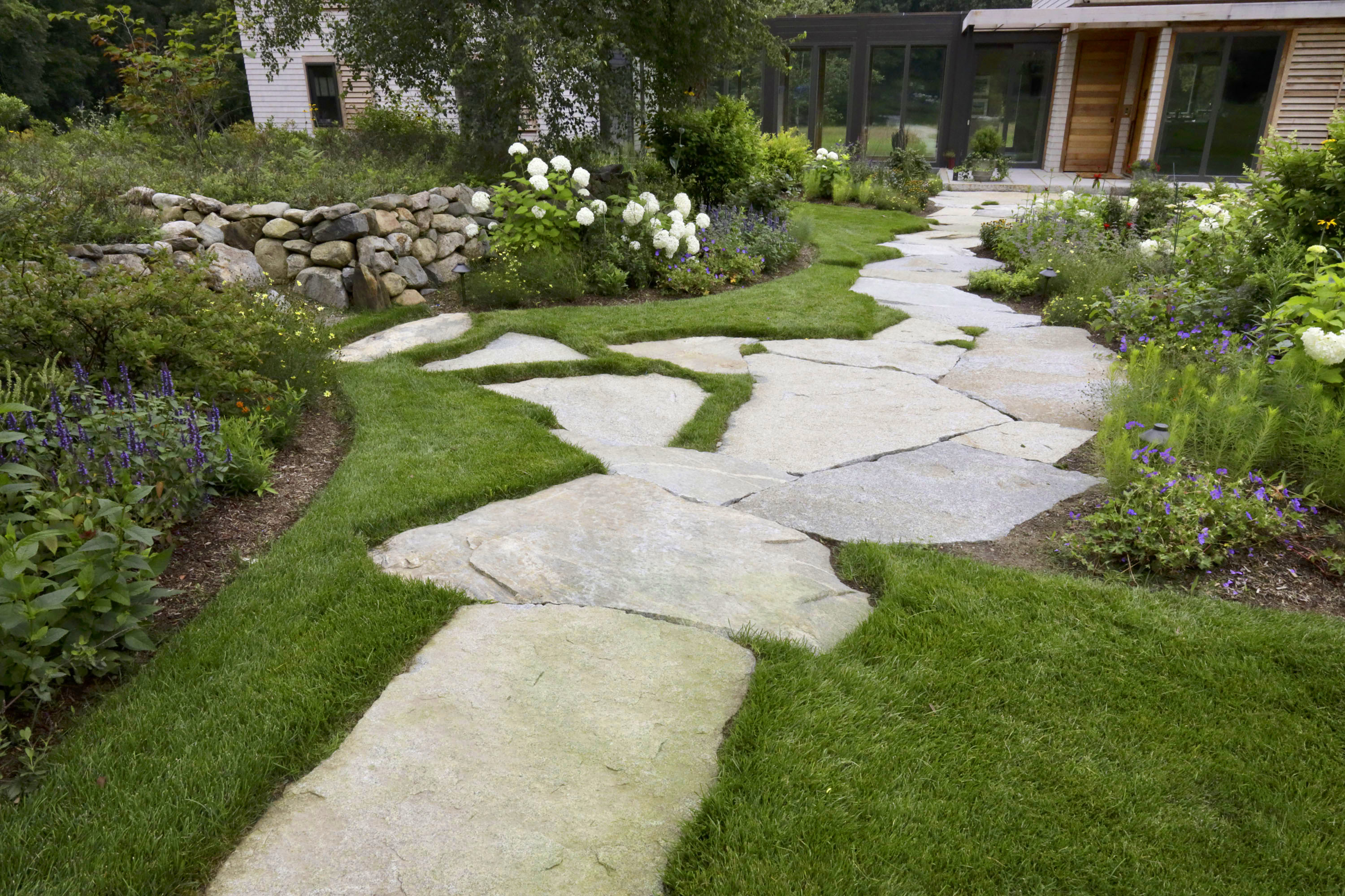 Dodlin Hill Granite - Irregular Pavers | Stone Curators